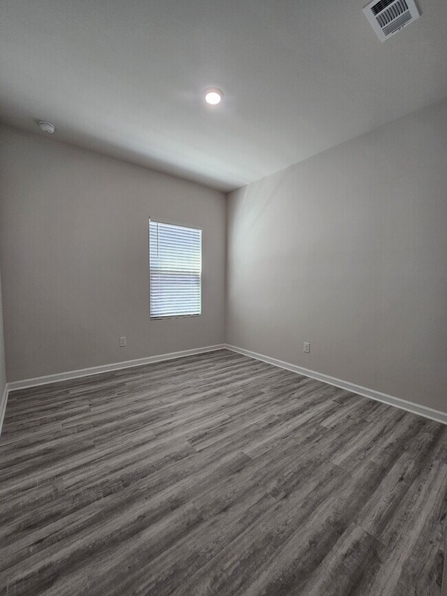 Building Photo - "New Construction 4-Bed Gem on Renova Drive in Pelican Lakes! Near LSU!