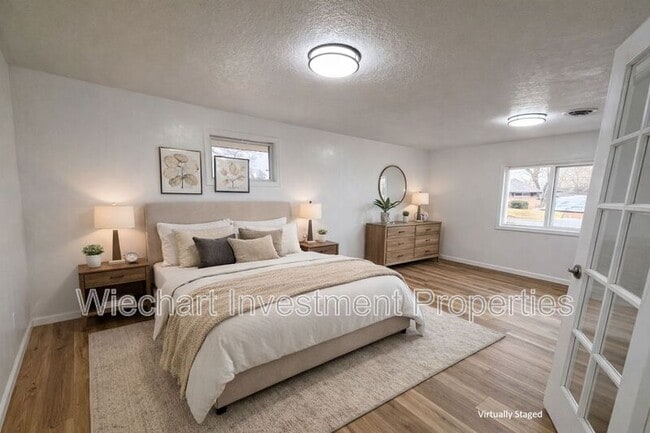 Building Photo - 713 Wildwood Ave