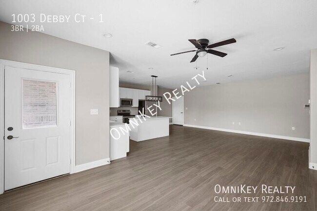 Building Photo - 1003 Debby Ct