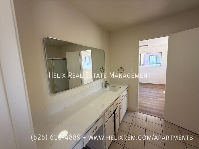 Building Photo - 731 W Duarte Rd