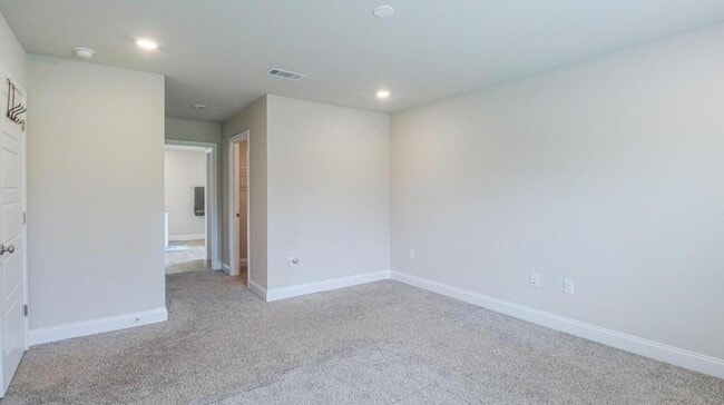 Building Photo - 10125 Willow Leaf Dr