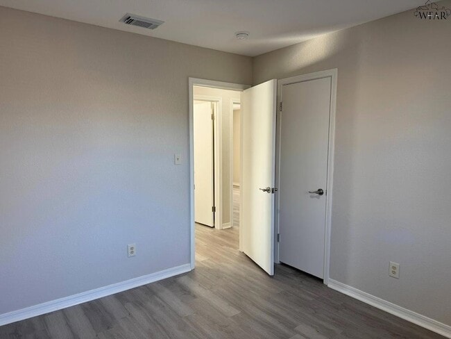 Building Photo - 4834 Matterhorn Dr