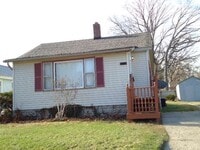 Building Photo - 1722 E Calvert St