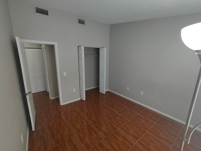 Building Photo - 3740 N Jog Rd