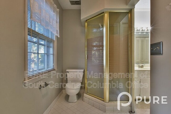 Building Photo - 5 Wotan Ln