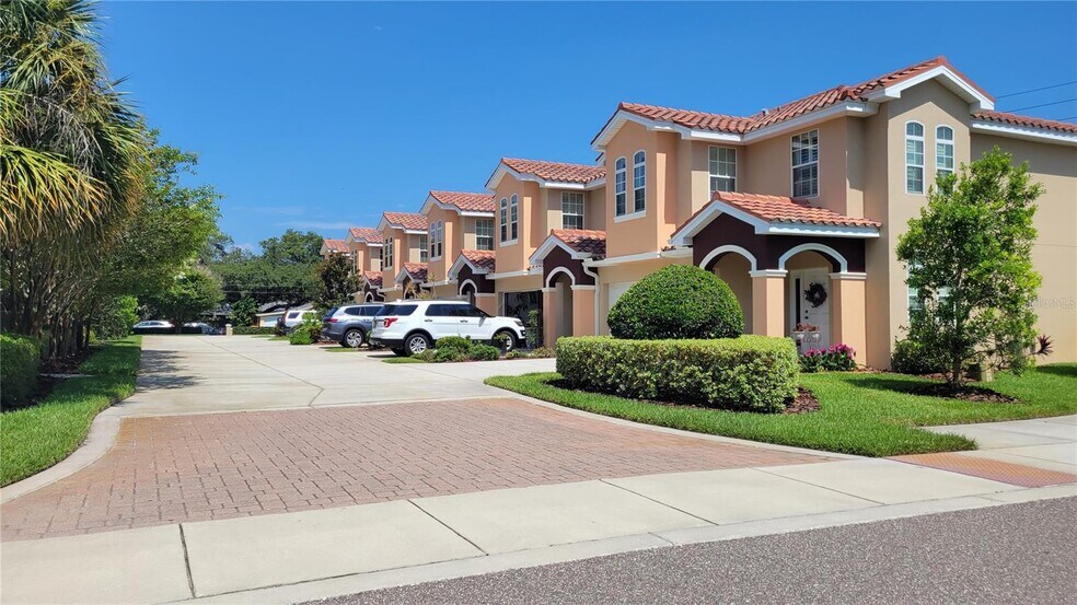 Building Photo - 14 Meridian Dr