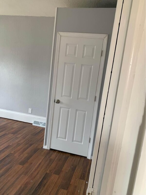 Building Photo - 333 Chapin St