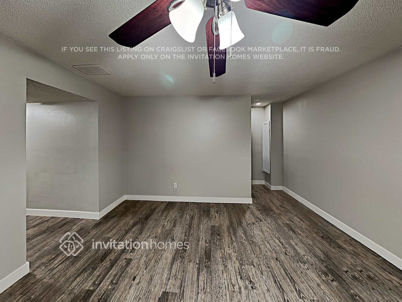 Building Photo - 10418 Strasburg Way
