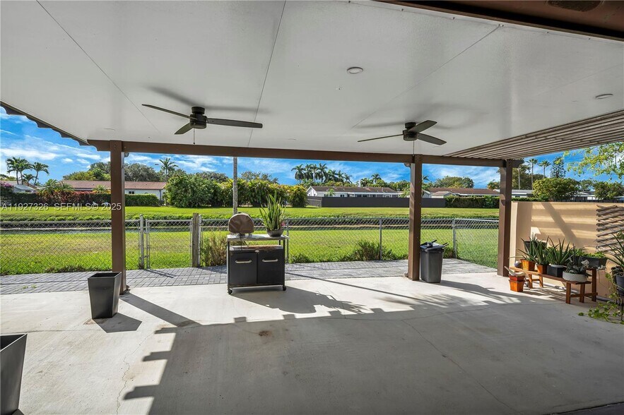 Building Photo - 11974 SW 110th Street Cir S