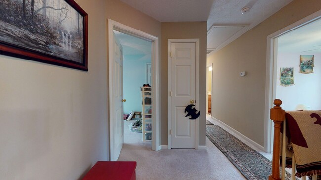 Building Photo - 902 Parchment Blvd