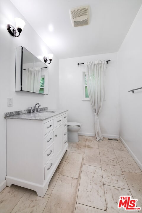 Building Photo - 601 Hayworth Ave