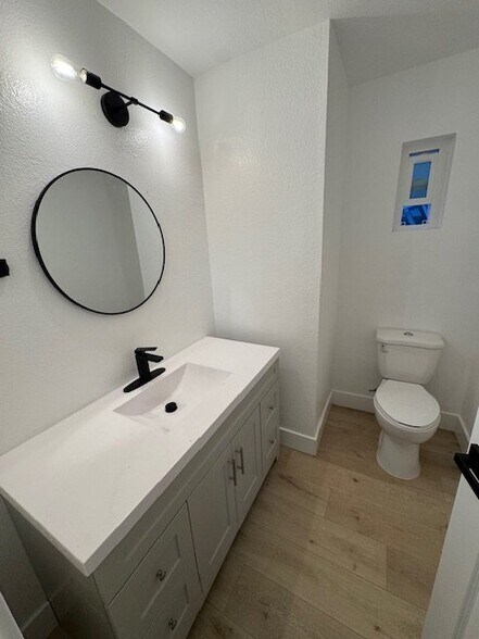 Building Photo - 8402 Larson Ave