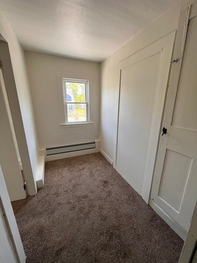 Building Photo - 1-3 Lincoln Ave