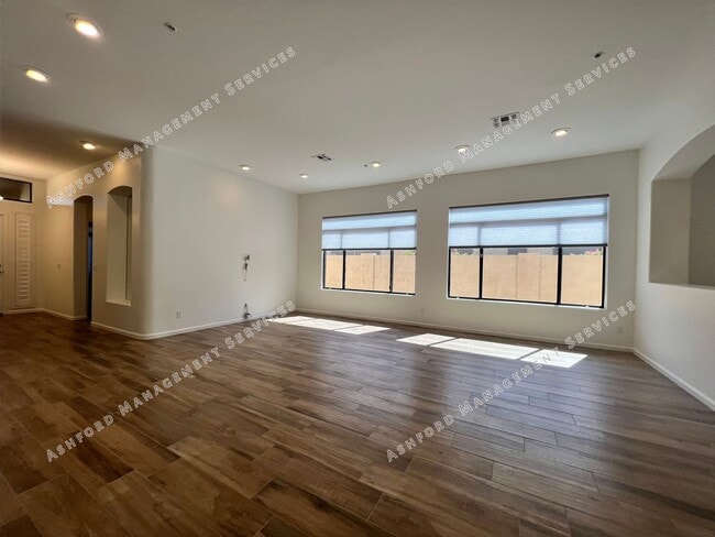 Building Photo - COME HOME TO LUXURY IN GATED GRAYHAWK GOLF...