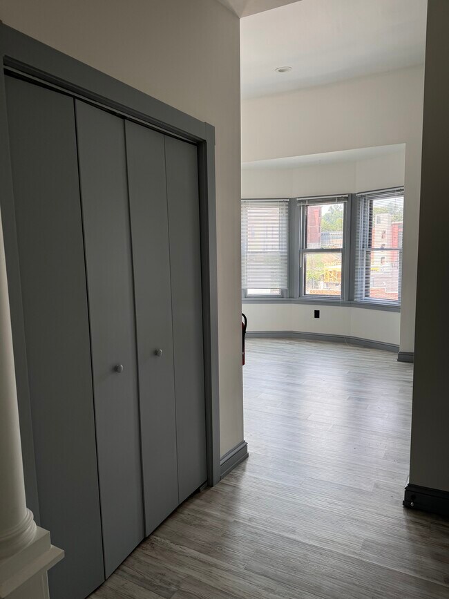 Building Photo - 118-120 Northampton St