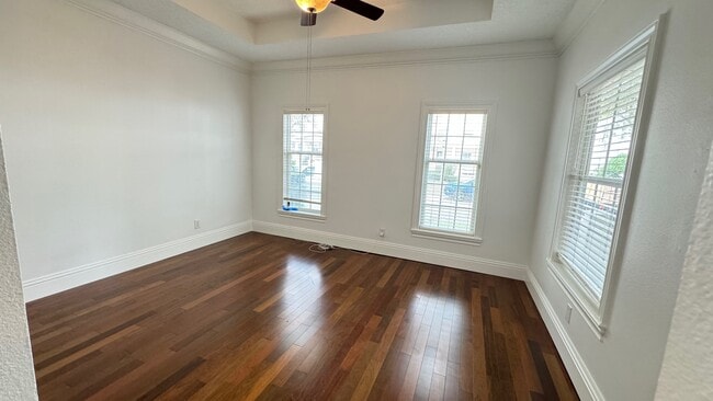 Building Photo - 1040 Nash Dr