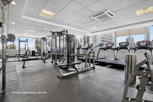 Building Photo - 1 bedroom in New York NY 10065