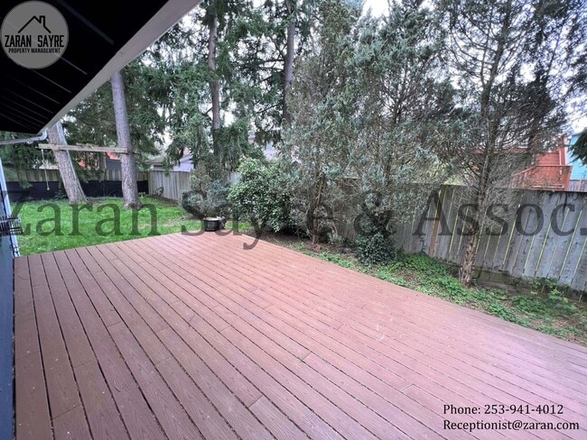 Building Photo - 414 - Your Dream Kitchen Awaits!