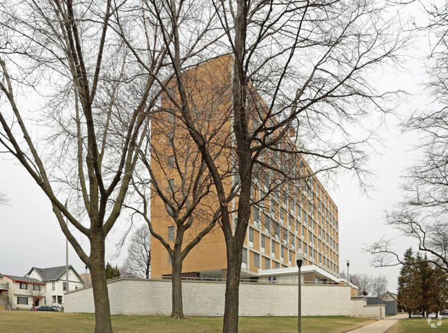 Building Photo - Merrill Park