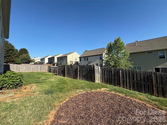 Building Photo - 159 Gage Dr