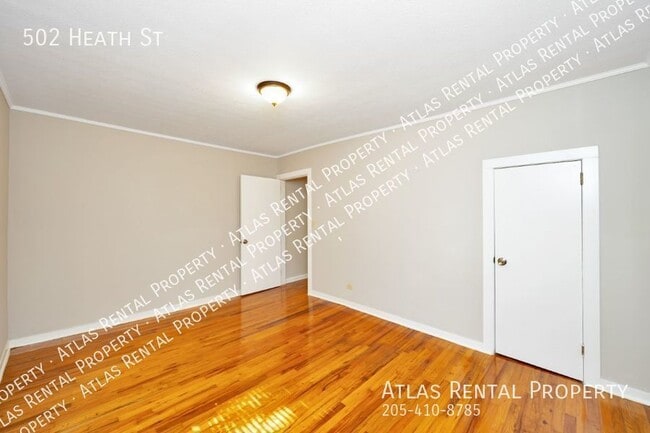 Building Photo - 502 Heath St