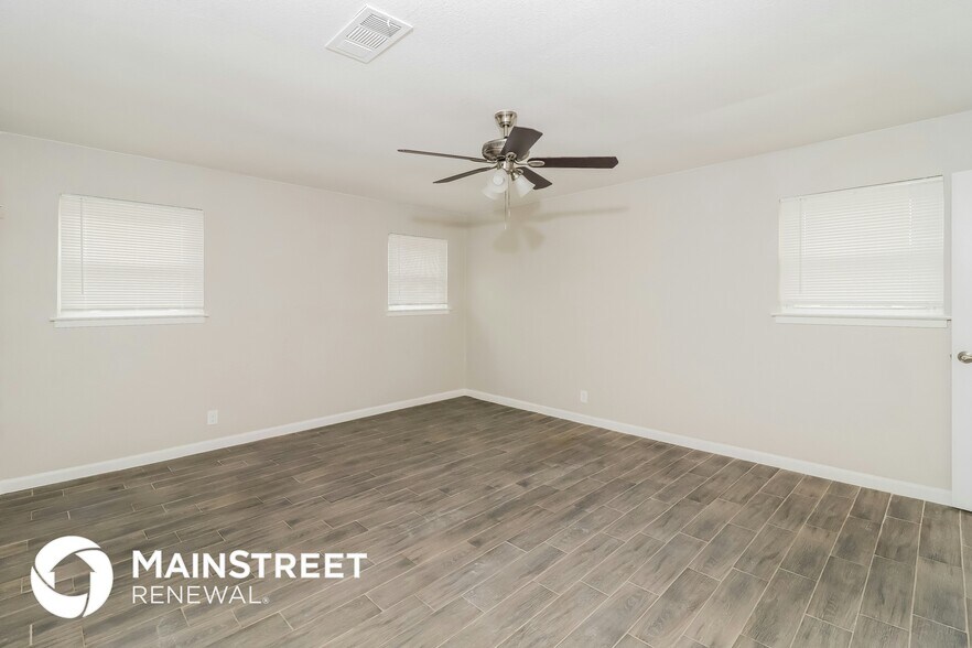 Building Photo - 1137 Desiree Ln