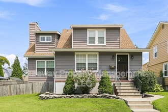 Building Photo - 111 Westmont Ave