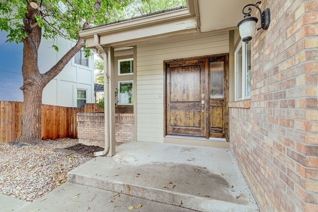 Building Photo - 3369 S Tulare Ct