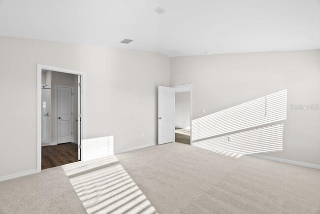 Building Photo - 36920 Sagemoor Dr