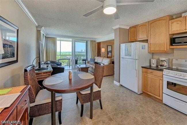 Building Photo - 5900 Bonita Beach Rd SW