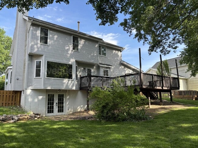 Building Photo - 419 Audubon Village Spur