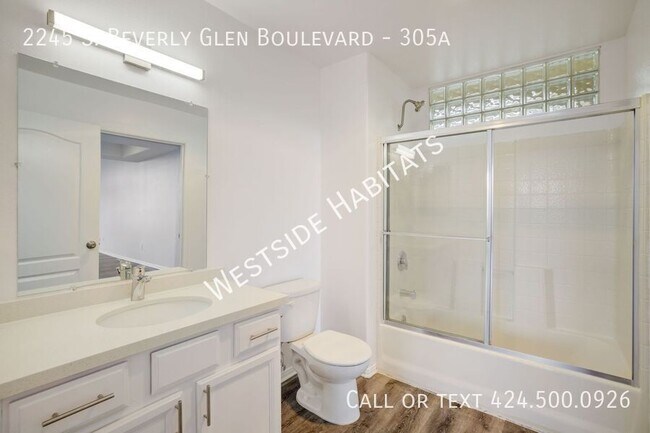 Building Photo - 2245 S Beverly Glen Blvd
