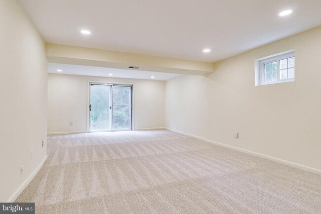 Building Photo - 4809 Tabard Pl