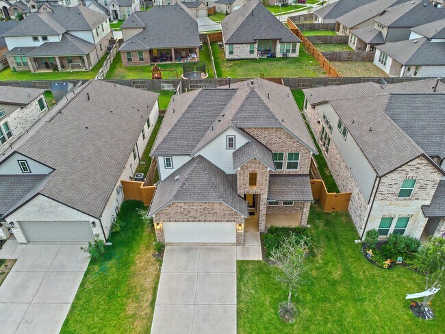 Building Photo - 19723 Vino Vale Dr