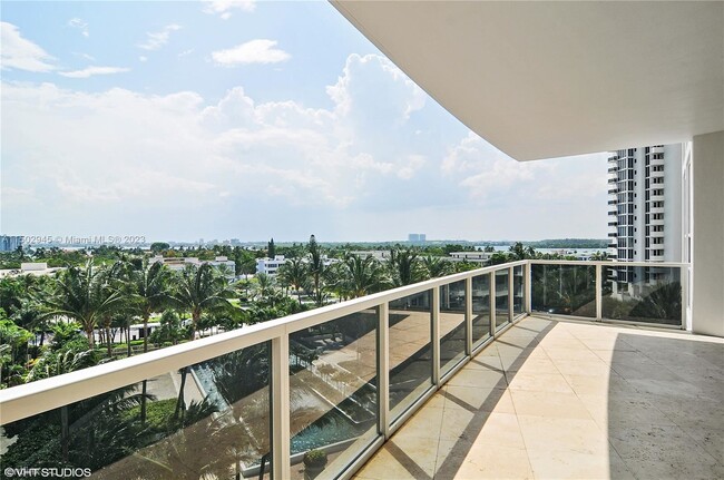 Building Photo - 4 br, 4 bath Condo - 10225 Collins Ave Apt...