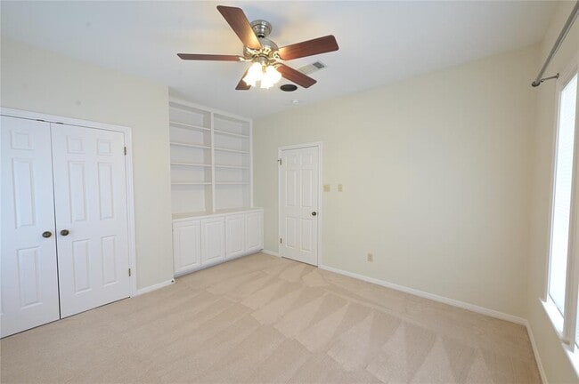 Building Photo - 7602 Bellflower Cove