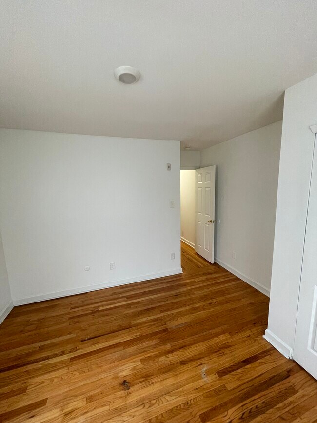 Building Photo - Mantua Preservation Project