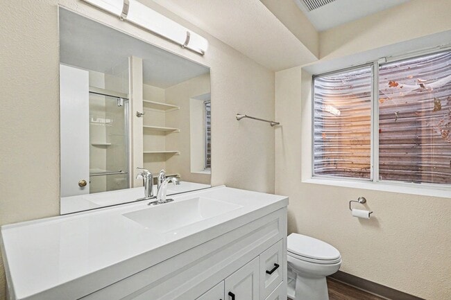Building Photo - Beautifully Preserved Englewood Home with Fenced Backyard