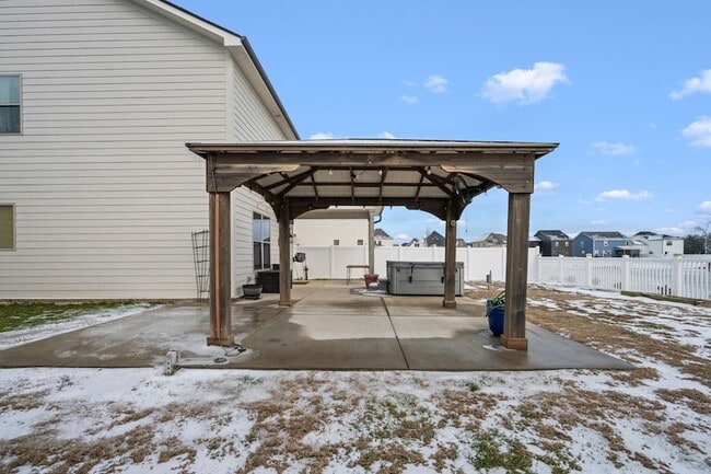 Building Photo - 3525 Darrell Dr