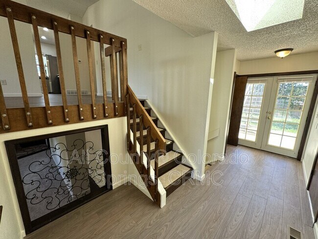 Building Photo - 3525 Fair Dawn Dr