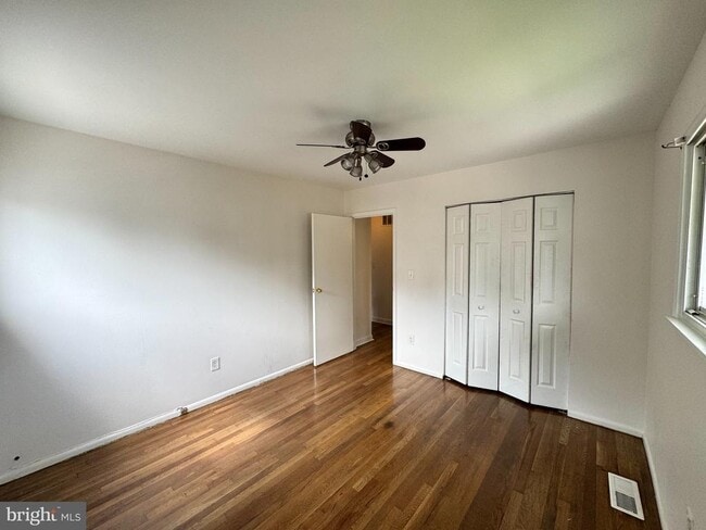 Building Photo - 810 Booker Pl