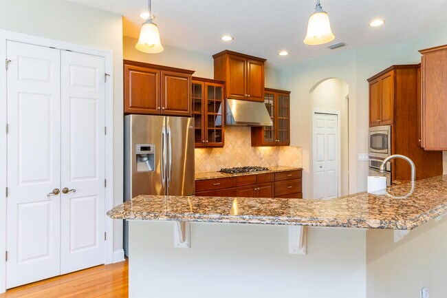 Building Photo - 425 Gallardo Cir