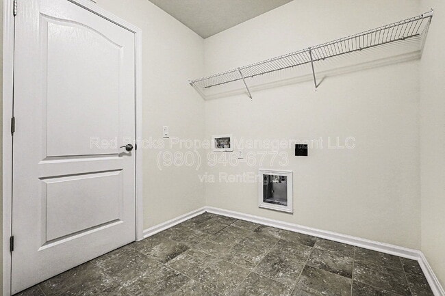 Building Photo - 11140 Crane Creek Dr