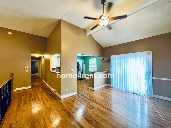 Building Photo - A Lovely, Four Bedroom Lenexa Home w/ Wood...