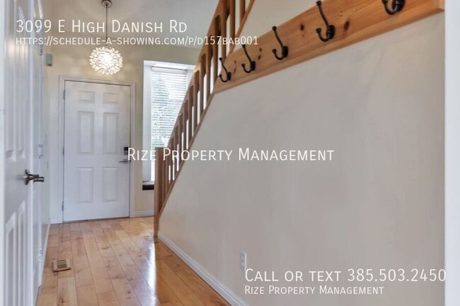 Building Photo - 3099 E High Danish Rd