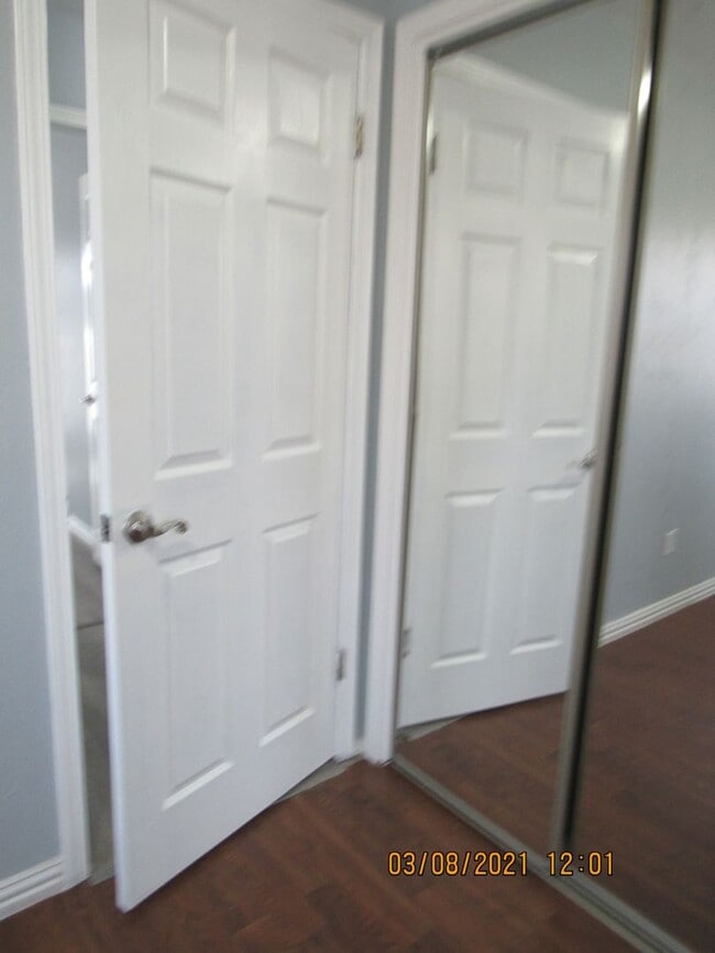 Building Photo - MOVE IN SPECIAL: $200 OFF OF THE FIRST MONTH'S RENT!