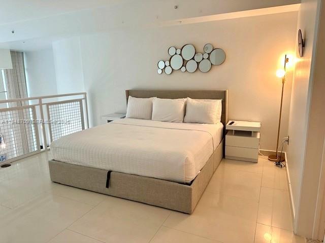 Building Photo - 253 NE 2nd St