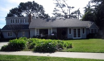 Building Photo - 138 Serafin St
