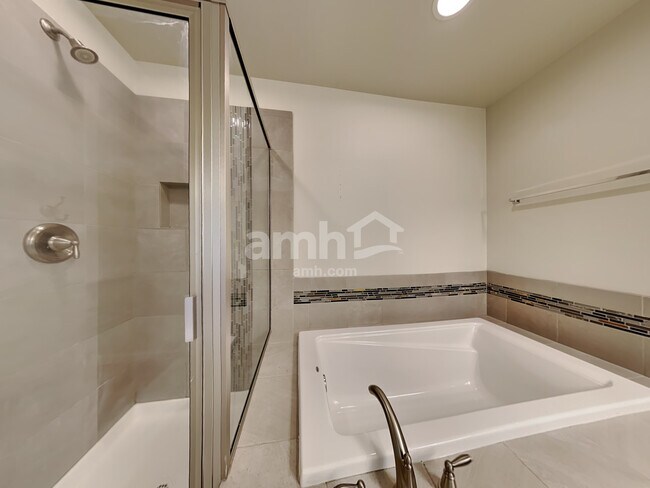 Building Photo - 2689 Justice Pl