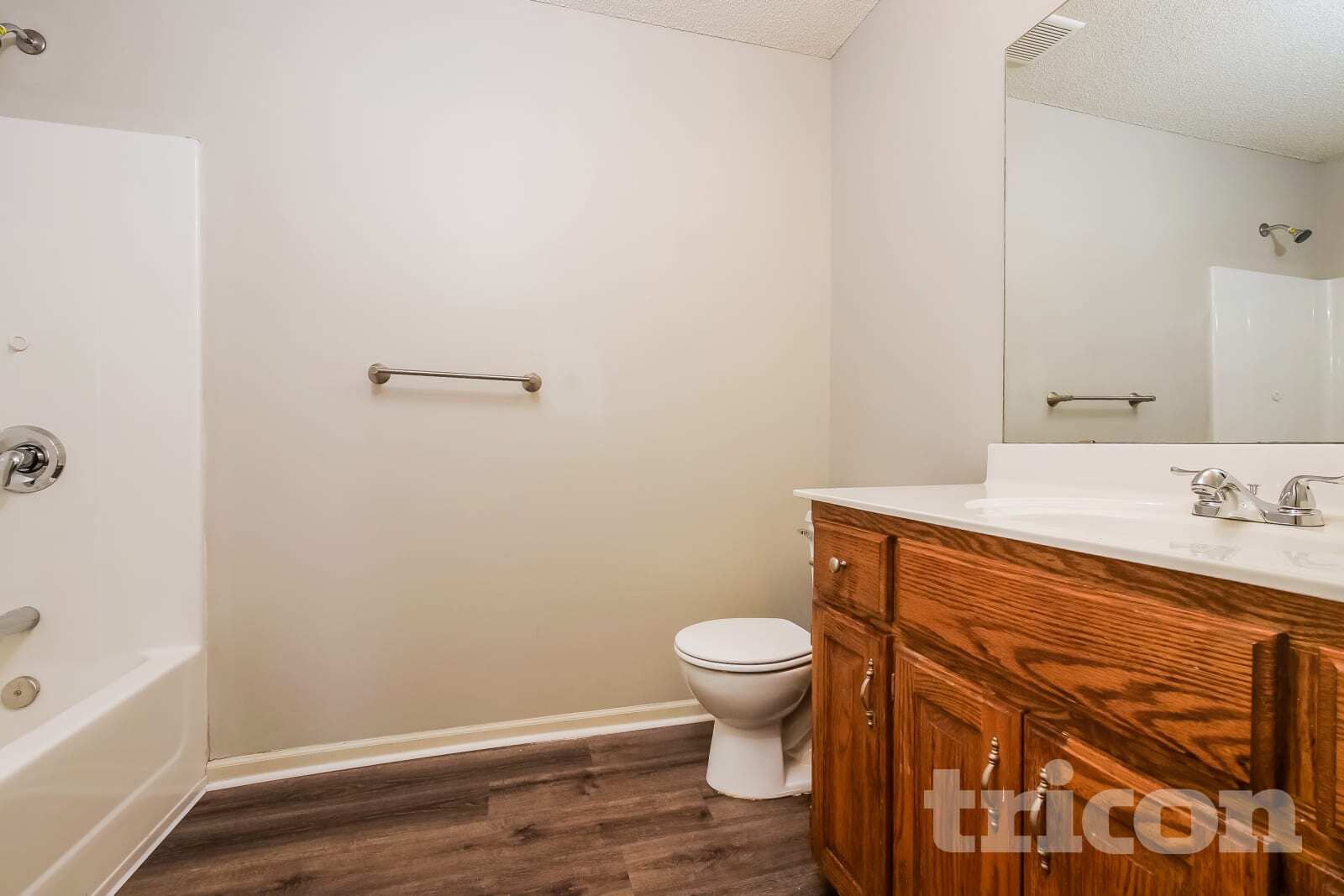 Building Photo - 7616 N Nodaway Ave